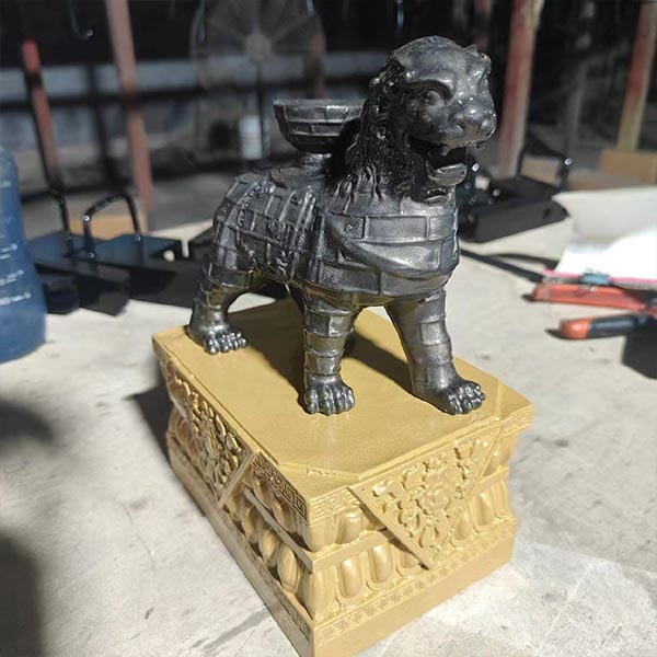 Cast Iron Lion Metal Processing